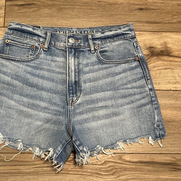 American Eagle Highest Rise 90s Boyfriend Short SZ 8 Cut Off Stretch Denim Blue - Picture 3 of 13